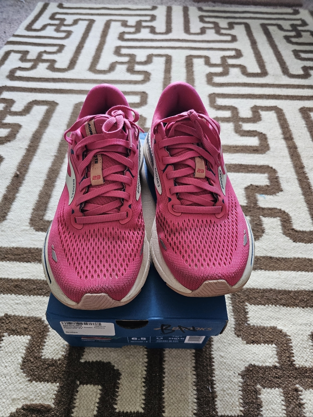 🩷Brooks Women’s Running Sneakers Shoes  Adrenaline GTS 23 - Picture 2 of 6